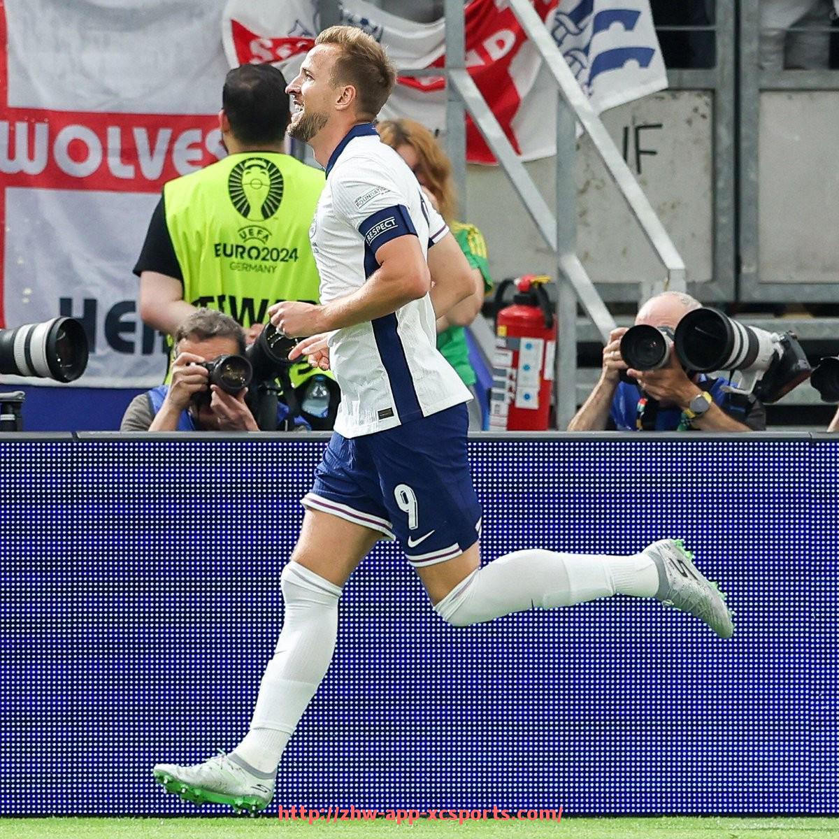 杏彩体育-英超球衣上的广告赞助金额与品牌合作介绍